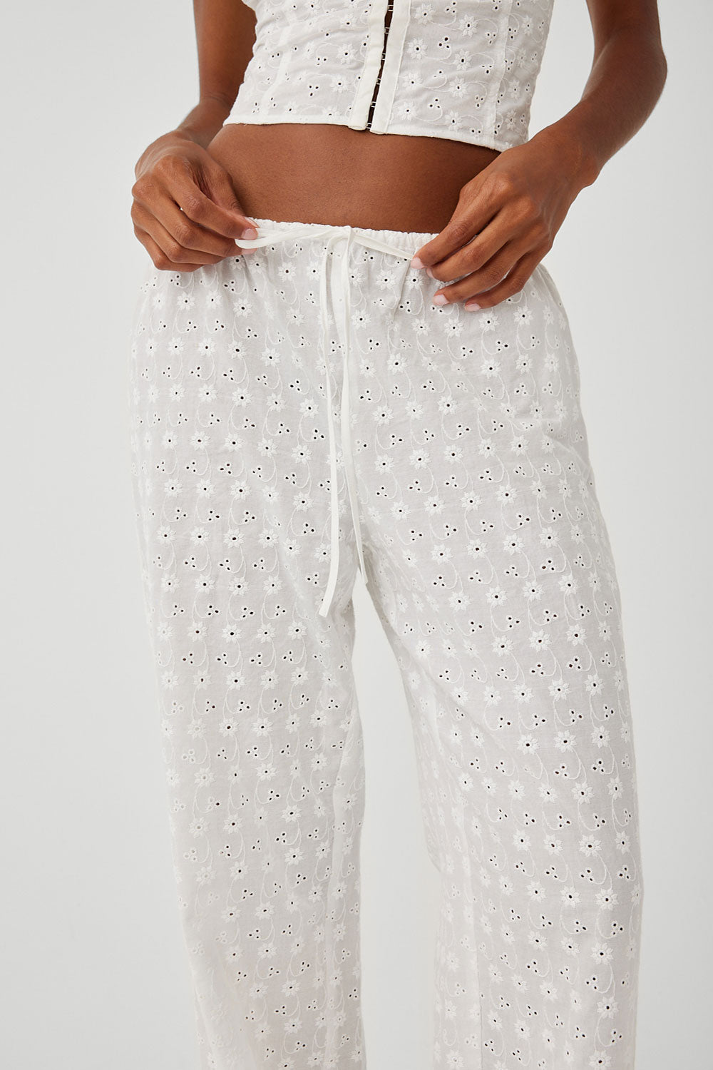 Daisy Eyelet Low Rise Pant  White