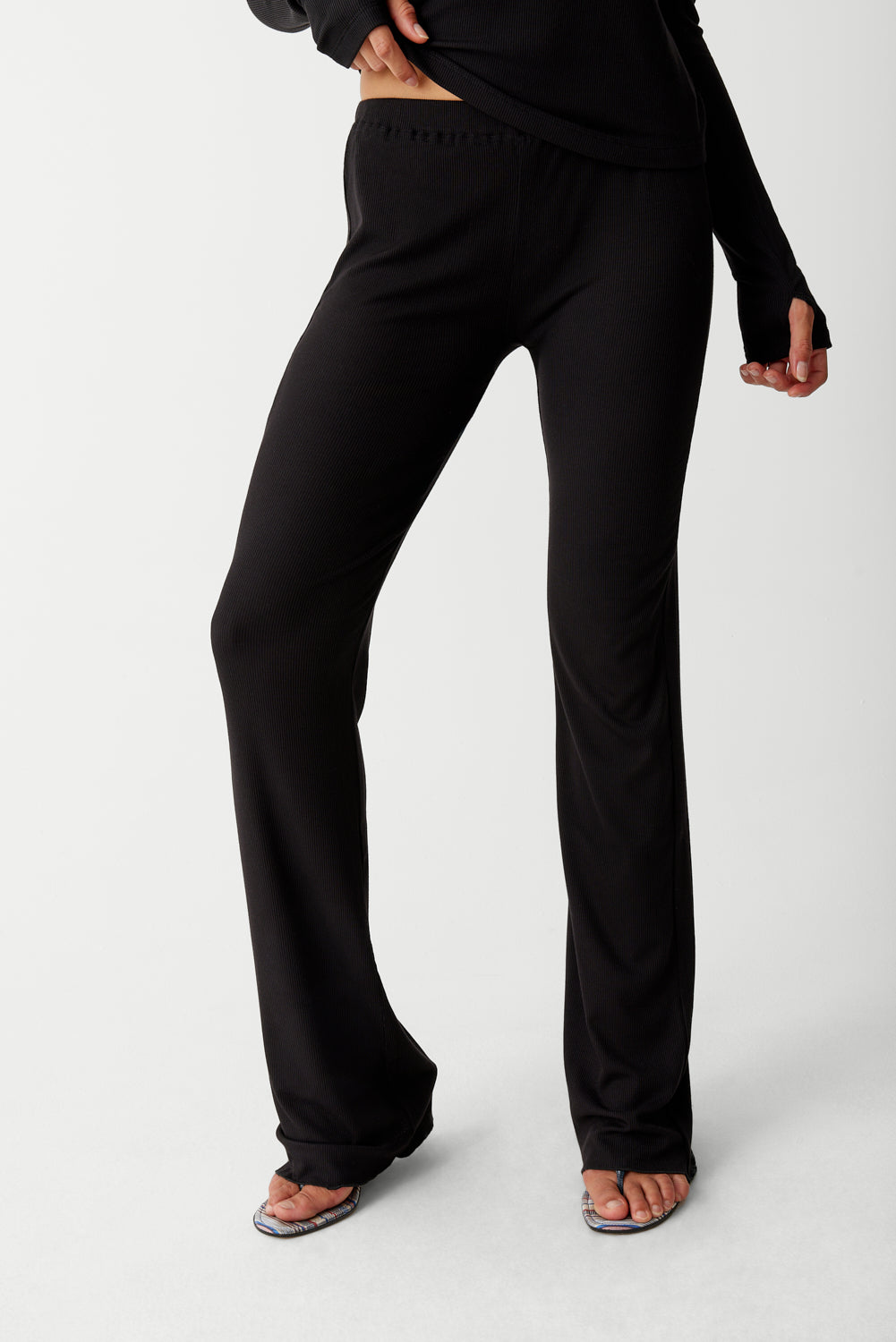 Hollywood Low Rise V Front Ponte Flare Pants