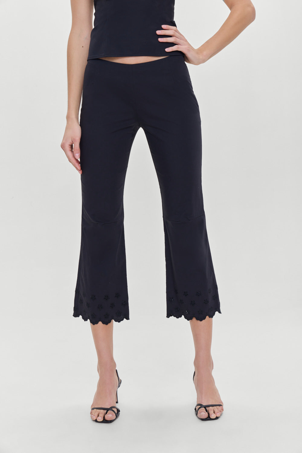 Twilight Capri Pants - Black Twilight Capri Pants - Black