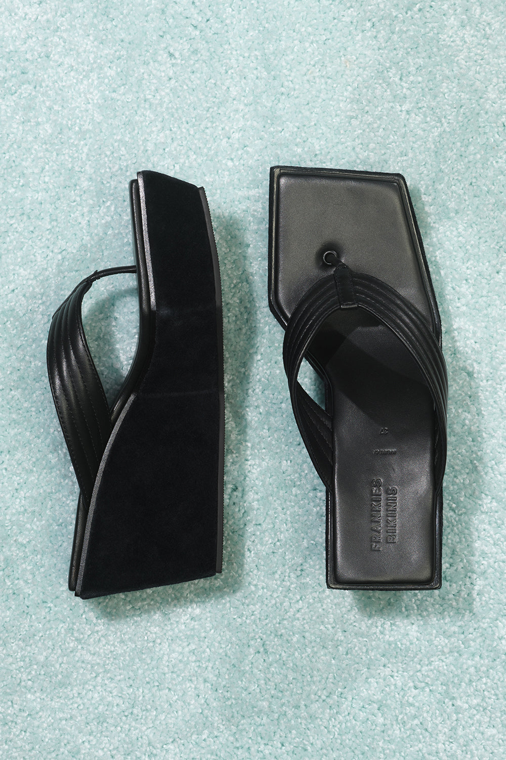 LA Girl Platform Flip Flop  Black