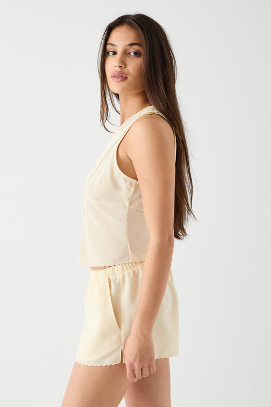 Product-Hover--Farmhouse mini satin short macadamia pale yellow