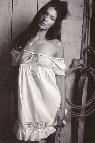 bella mini tea dress in poplin white x BELLA HADID Western Poplin Mini Dress