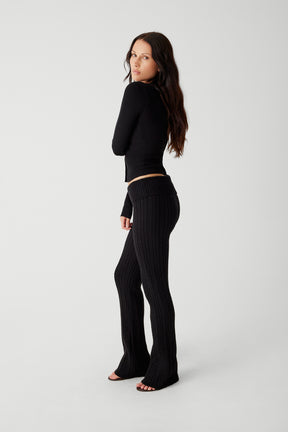 Lenon Cloud Knit Button Up Cardigan Black