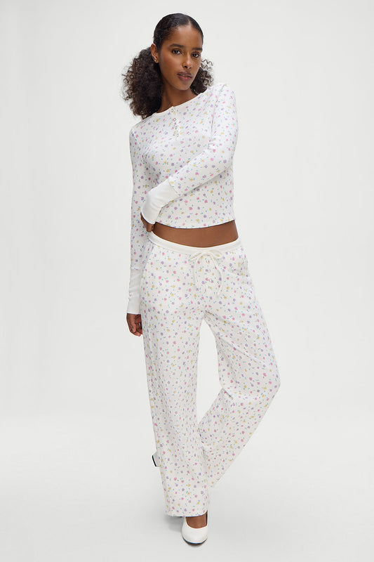 Product--Cabin Thermal Pajama Pants in White Floral Picnic Blanket