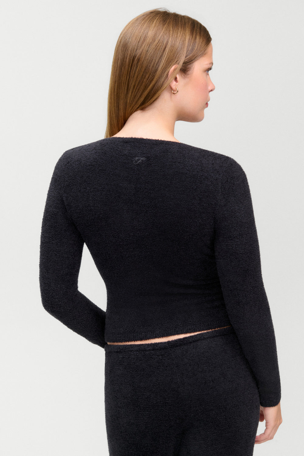 x Barefoot Dreams Kit V Neck Sweater  Black