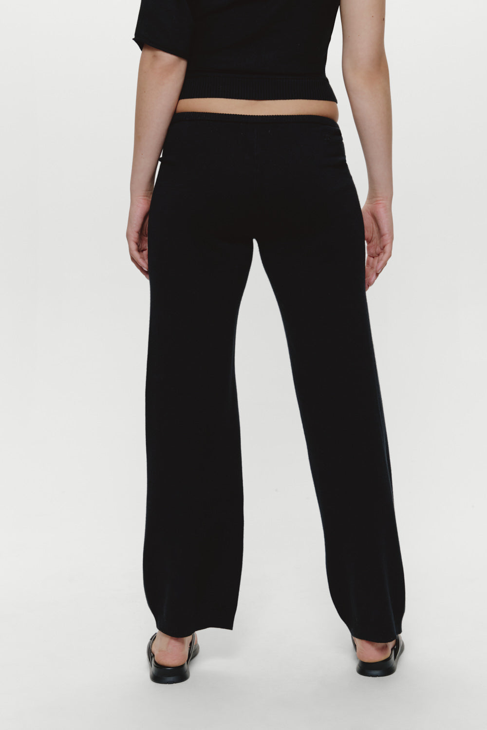 Mellow Knit Pants  Black