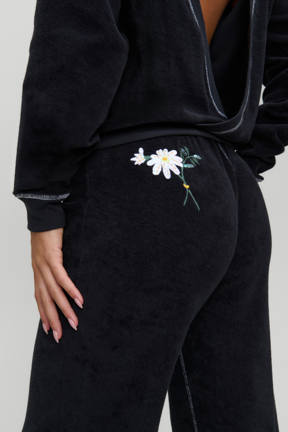 x Devon Lee Carlson Robertson Terry Pant  Laurel