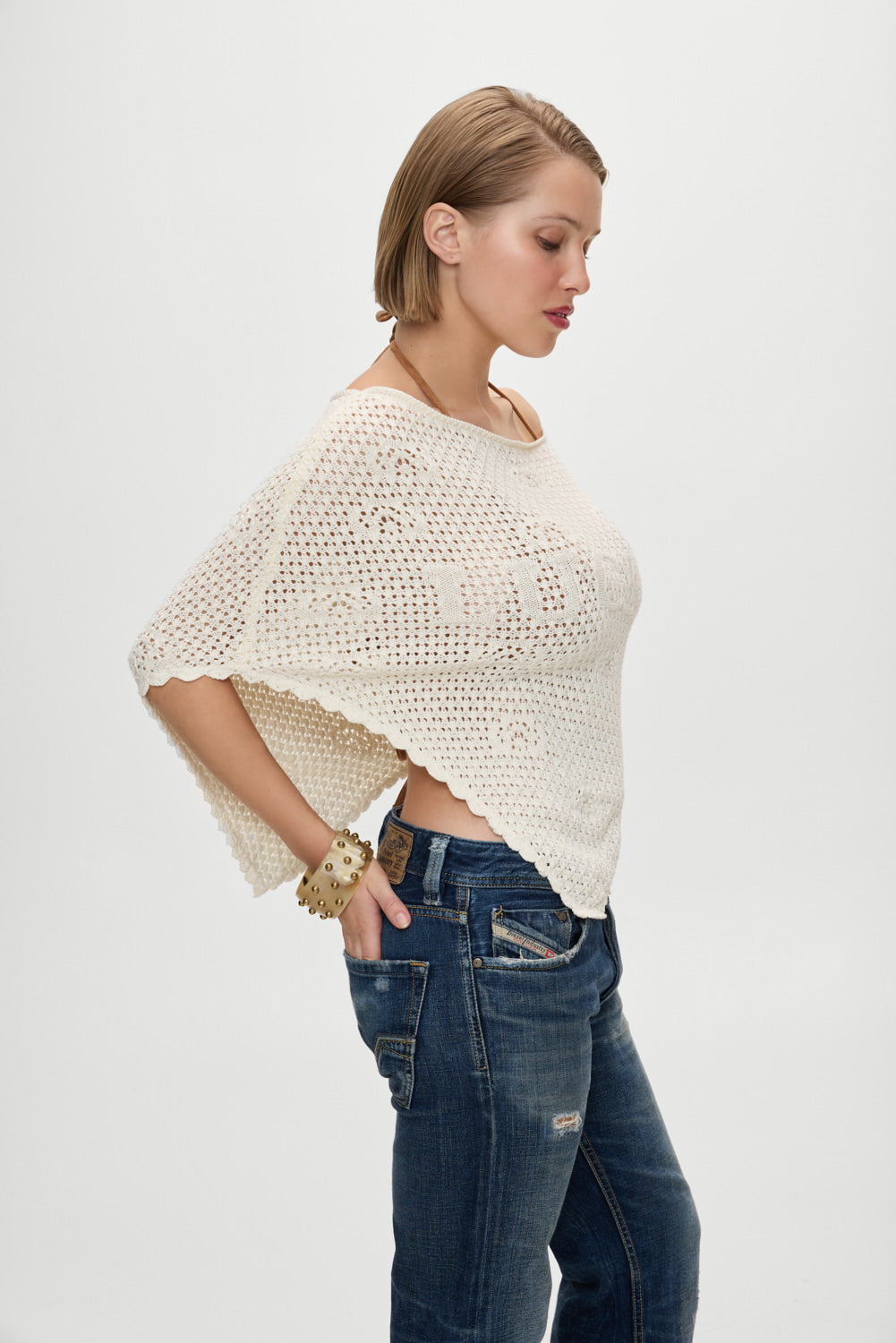 x BELLA HADID Western Crochet Poncho  White