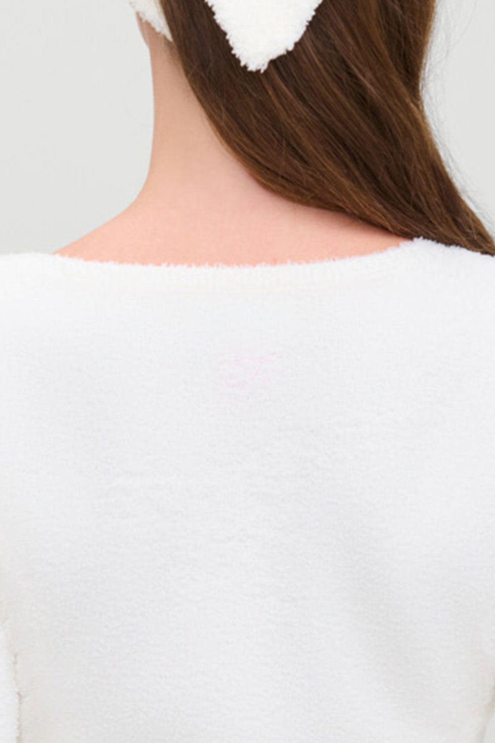 x Barefoot Dreams Kit V Neck Sweater  Pearl